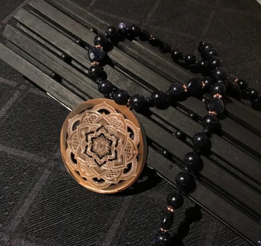Sautoir Mandala 1 - Or jaune – Image 2