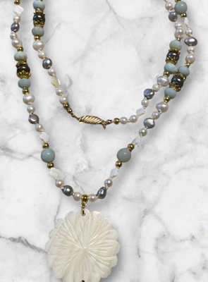 Collier Fleur de Nacre